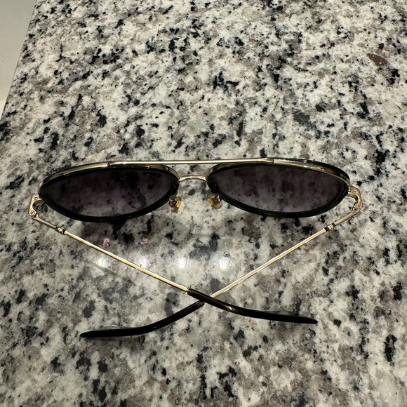 Gucci Sunglasses - Picture 5 of 8